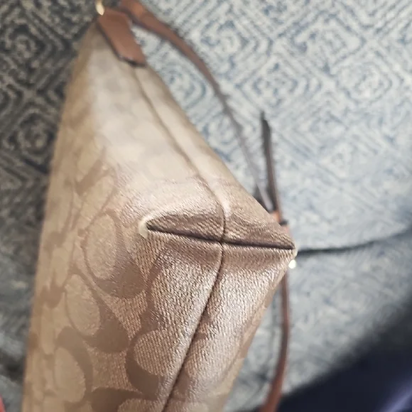 Sold!!!! Coach Tan Bag with Red and Purple Interior - Picture 8 of 11